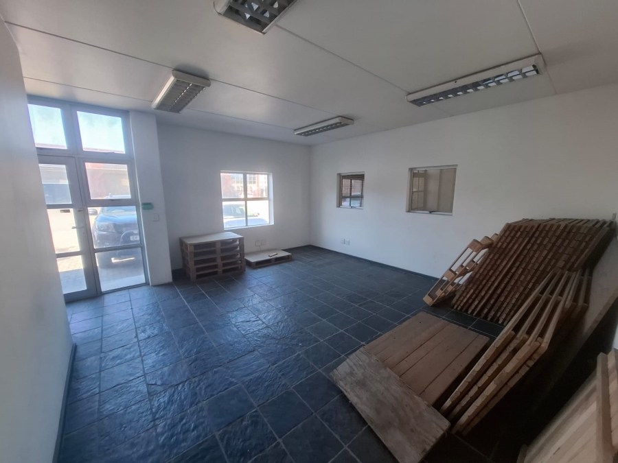 To Let Commercial Property for Rent in Stikland Industrial Western Cape